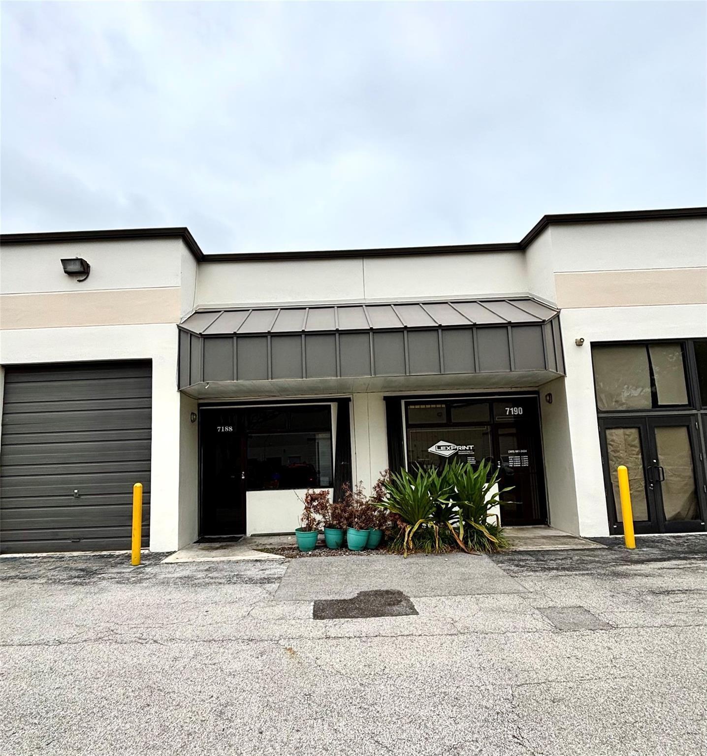 7188 SW 47th Street, Miami, FL 33155, Miami - Photo 2