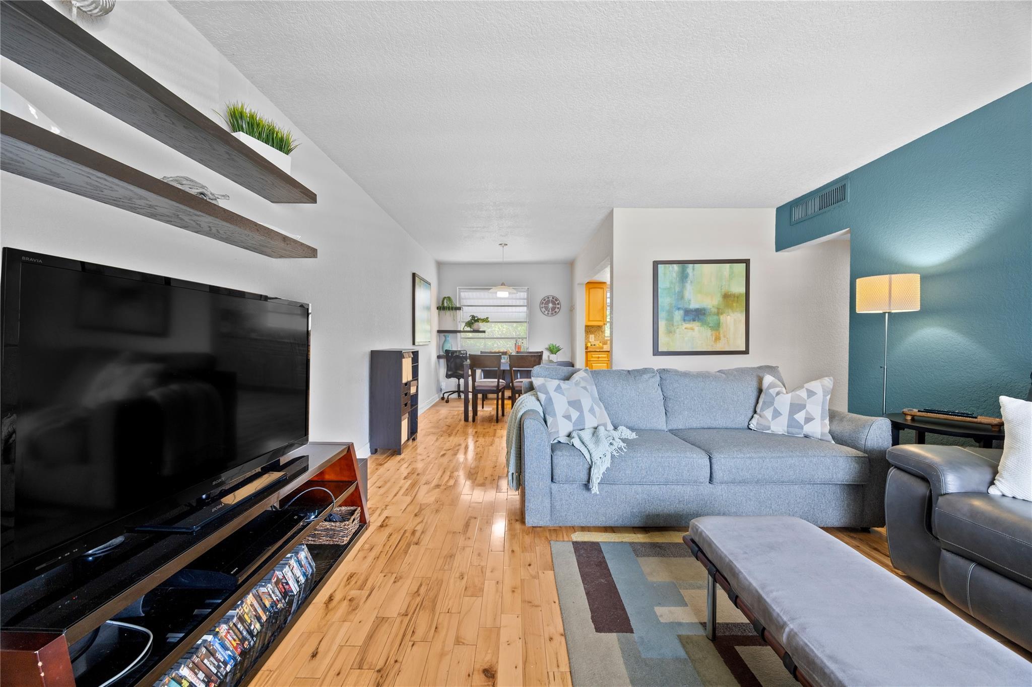 3847 S Circle Drive 11, Hollywood, FL 33021, Hollywood - Photo 5
