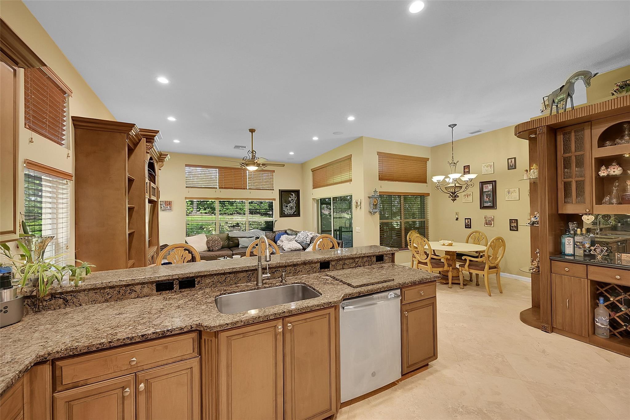 7756 Kingsley Palm Terrace, Lake Worth, FL 33467, Lake Worth - Photo 5