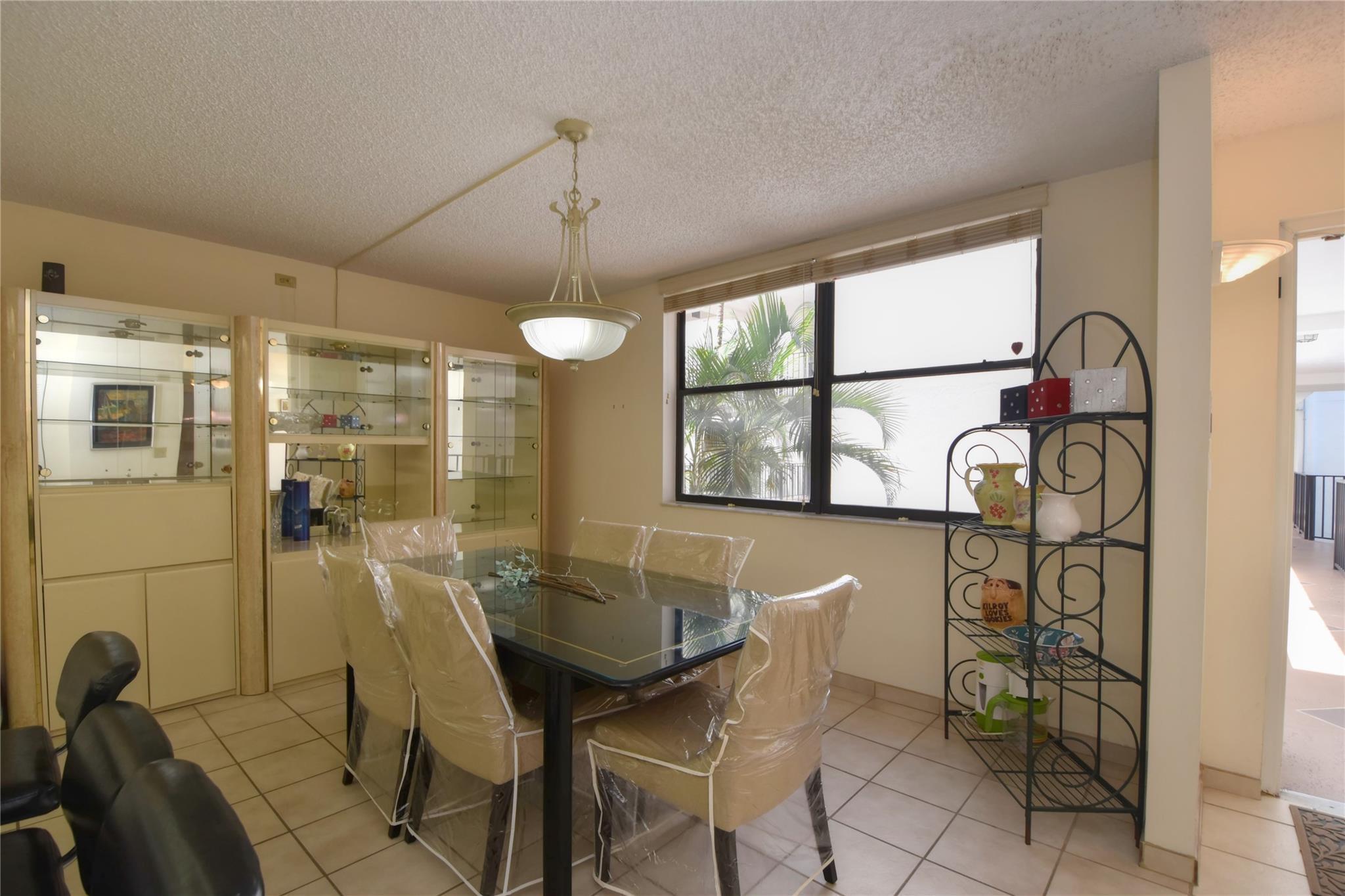 3350 NE 192nd Street B2B, Miami, FL 33180, Miami - Photo 4