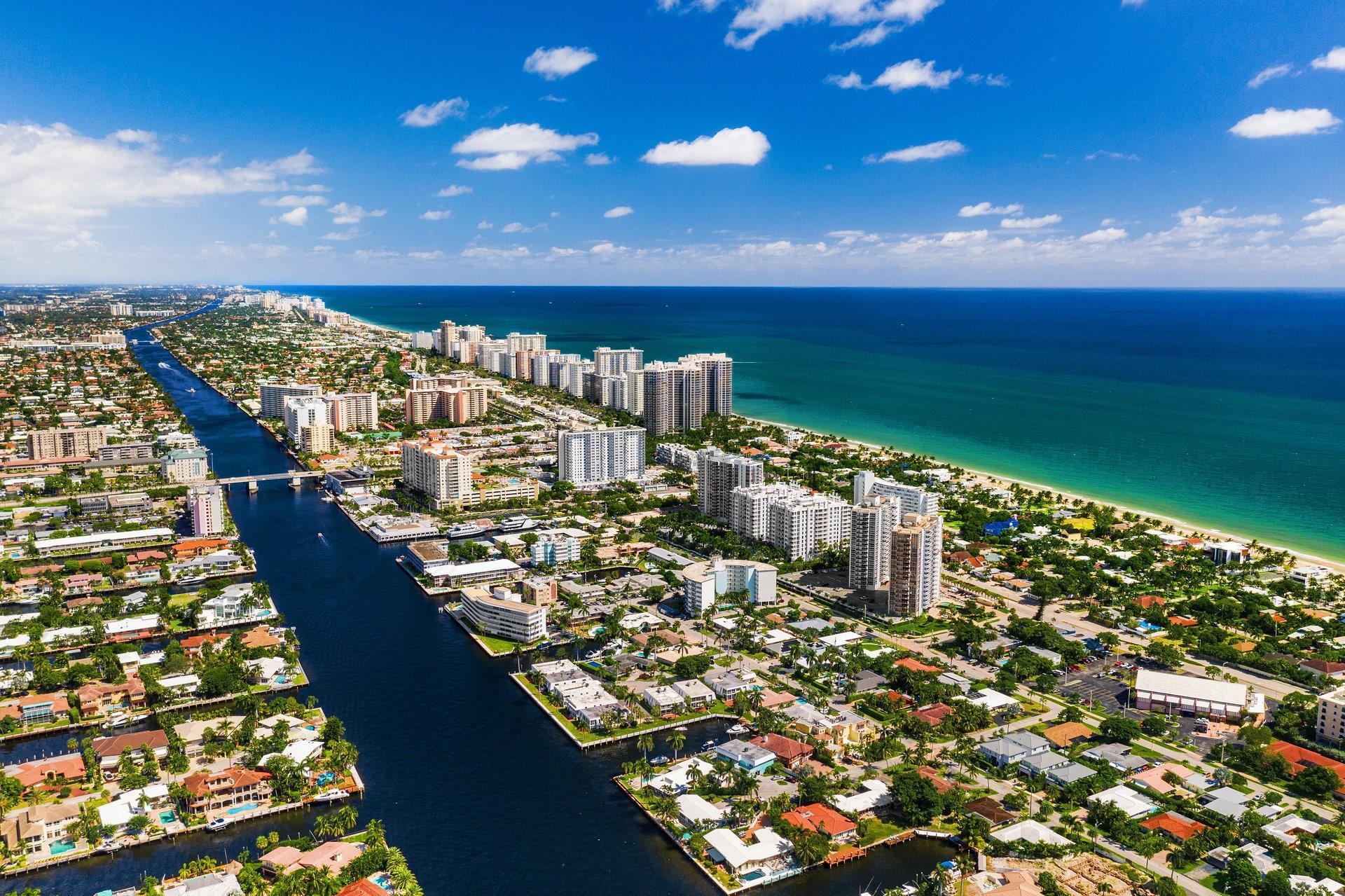 2715 N Ocean Boulevard 17D, Fort Lauderdale, FL 33308, Fort Lauderdale - Photo 2