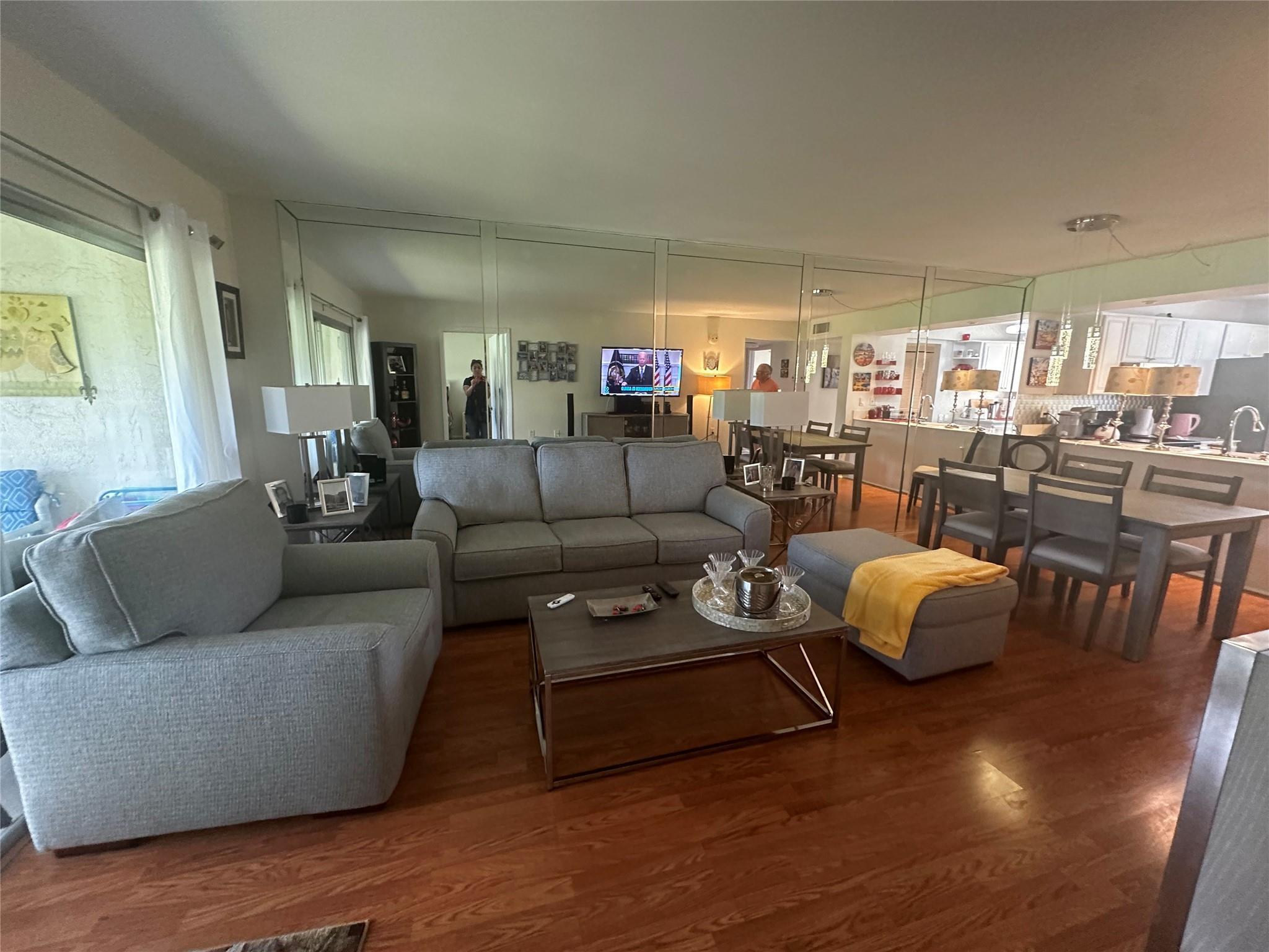4502 Martinique Way G2, Coconut Creek, FL 33066, Coconut Creek - Photo 2