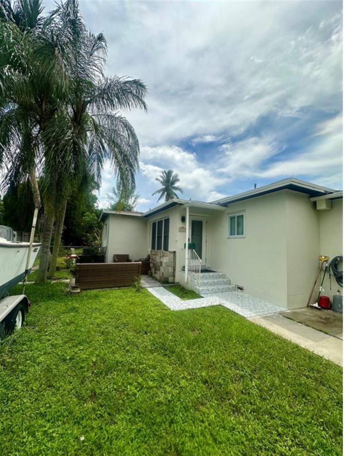 2520 Fillmore Street, Hollywood, FL 33020, Hollywood - Photo 3
