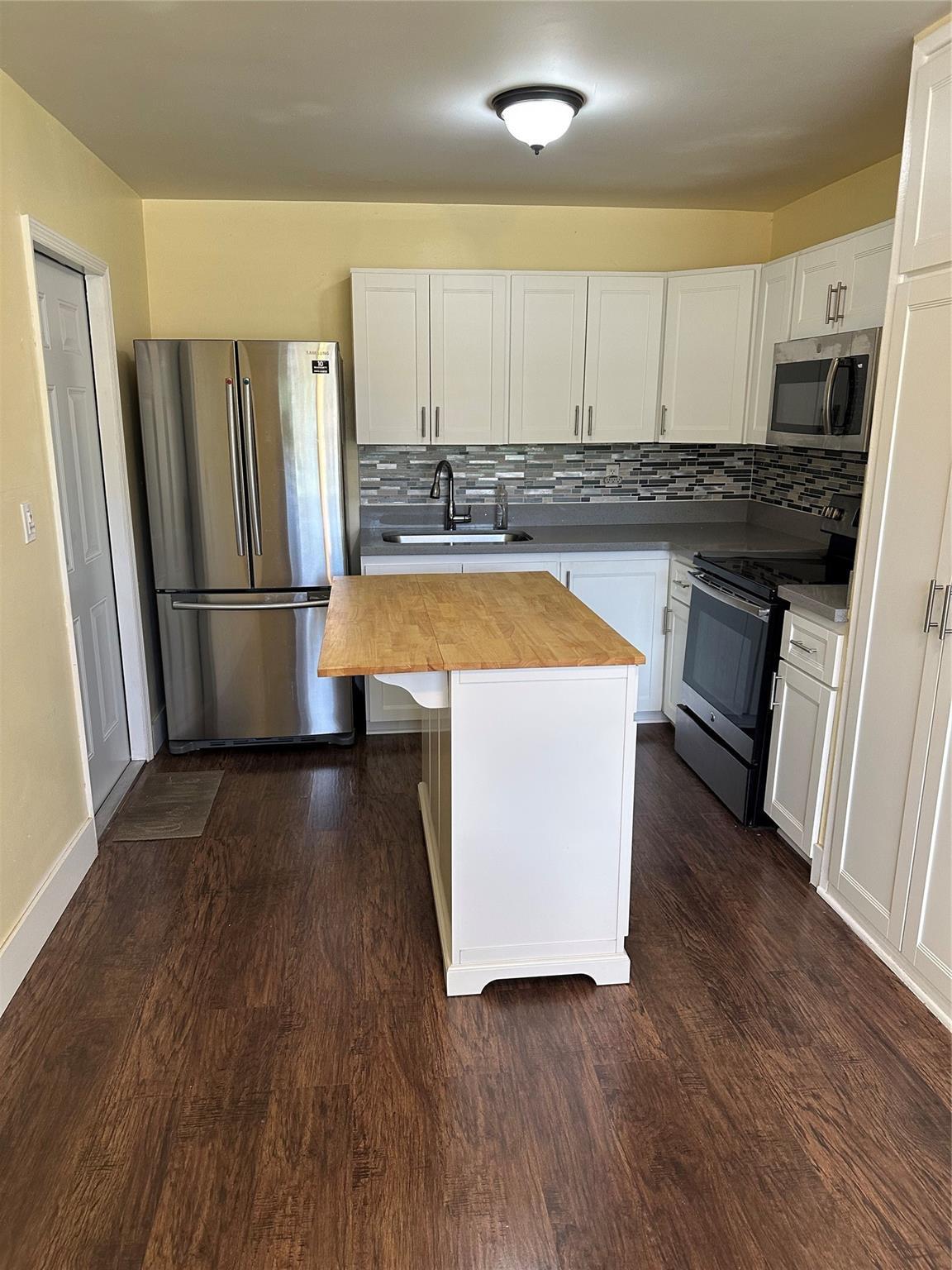 6231 NW 13th Street, Sunrise, FL 33313, Sunrise - Photo 3