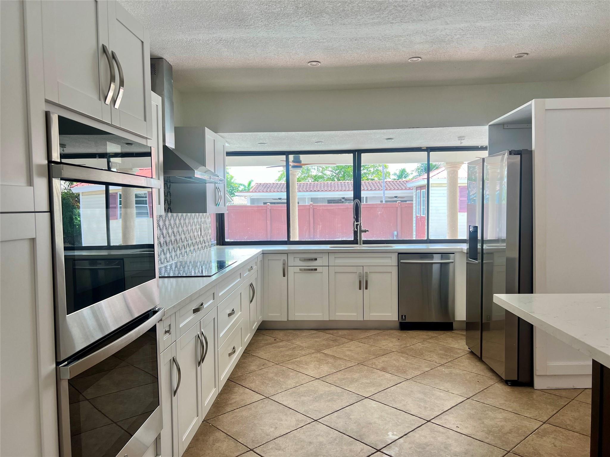 4000 N 37th Avenue, Hollywood, FL 33021, Hollywood - Photo 2