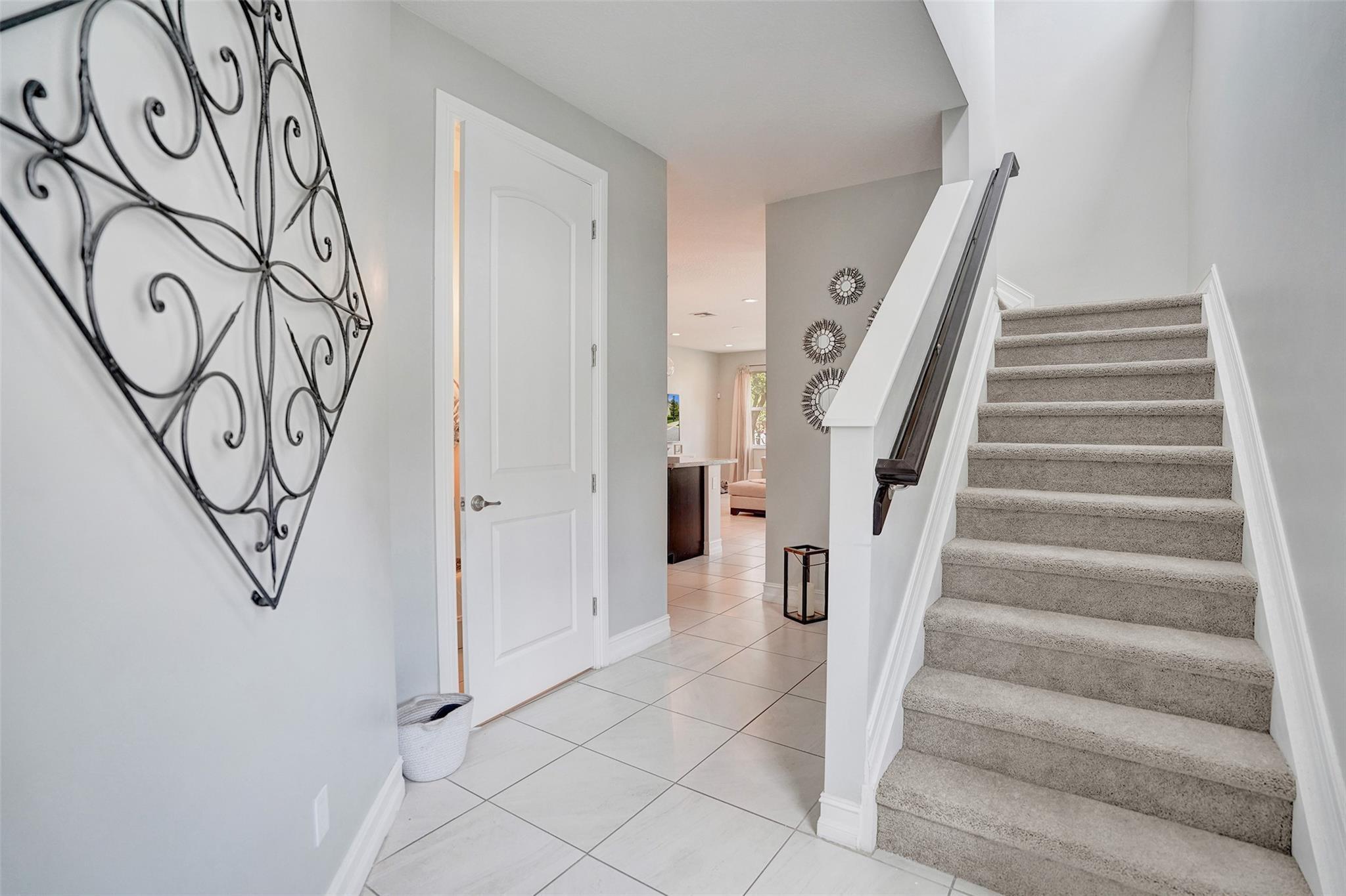 99 Palm Lane 99, Royal Palm Beach, FL 33411, Royal Palm Beach - Photo 3