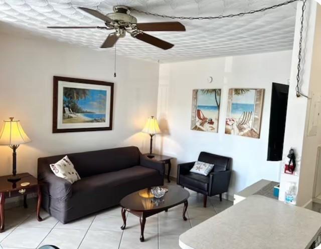 120 NE 20th Avenue 30, Deerfield Beach, FL 33441, Deerfield Beach - Photo 2