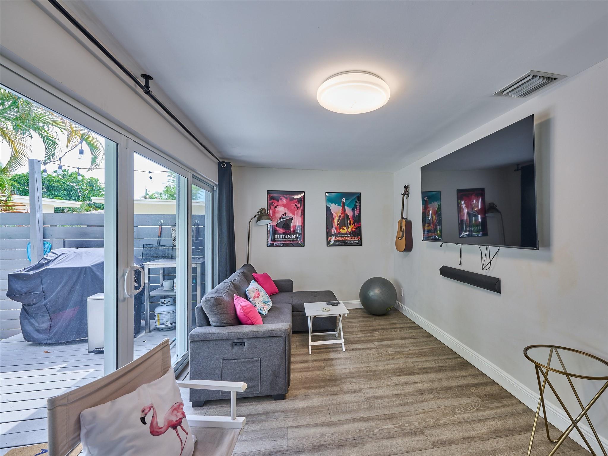 801 NE 15th Street, Fort Lauderdale, FL 33304, Fort Lauderdale - Photo 2