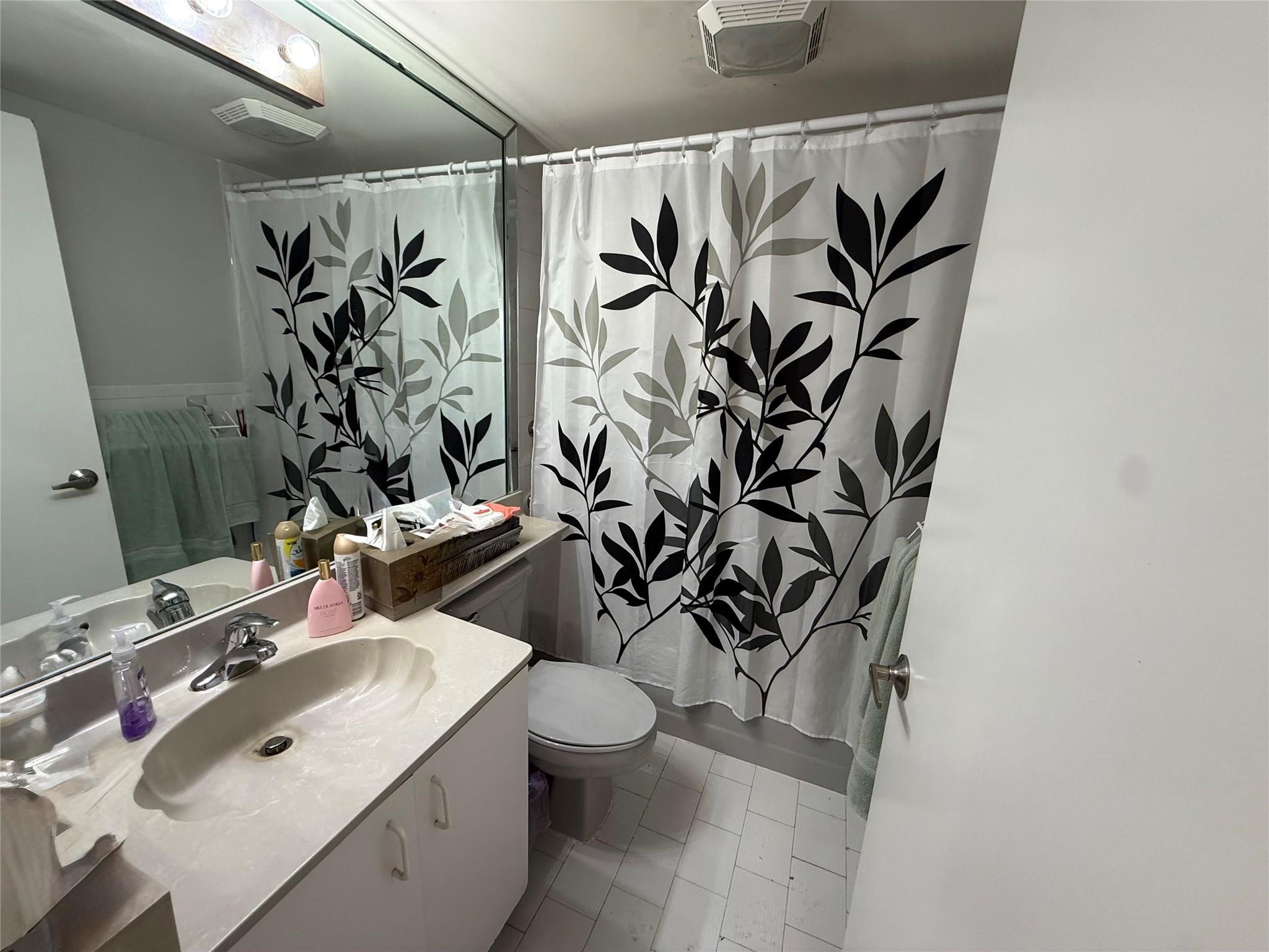 1291 SW 139th Place, Miami, FL 33184, Miami - Photo 4