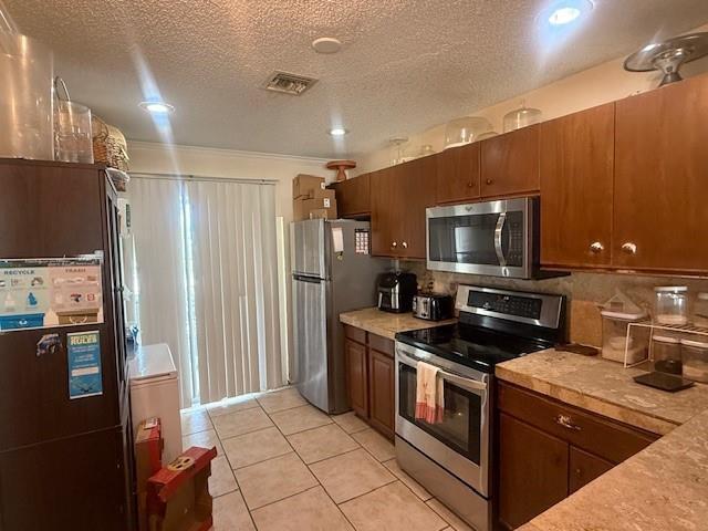 795 Crystal Lake Drive 795, Deerfield Beach, FL 33064, Deerfield Beach