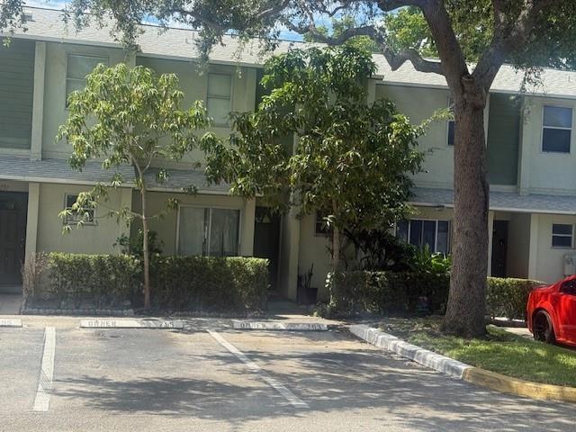 795 Crystal Lake Drive 795, Deerfield Beach, FL 33064, Deerfield Beach - Photo 3
