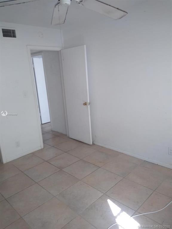 1321 NW 43rd Avenue 103, Lauderhill, FL 33313, Lauderhill - Photo 2