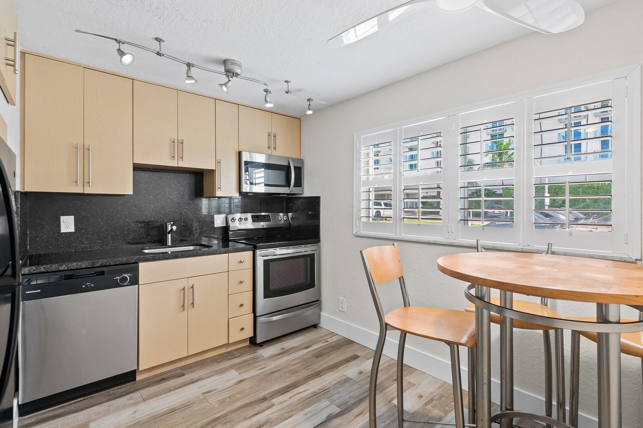 326 Wilson Street 108, Hollywood, FL 33019, Hollywood - Photo 4