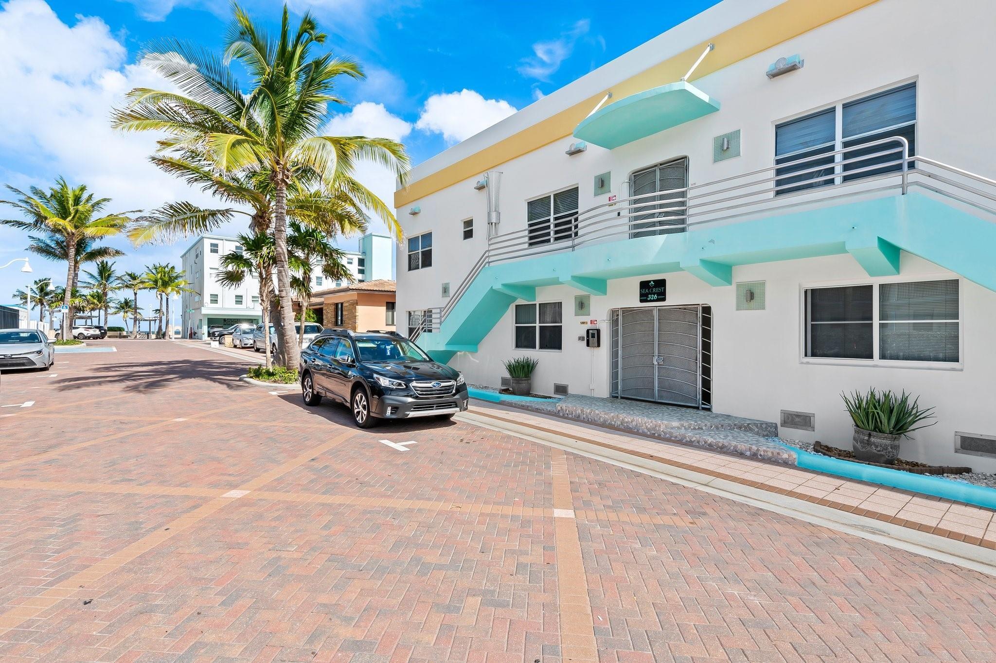 326 Wilson Street 108, Hollywood, FL 33019, Hollywood