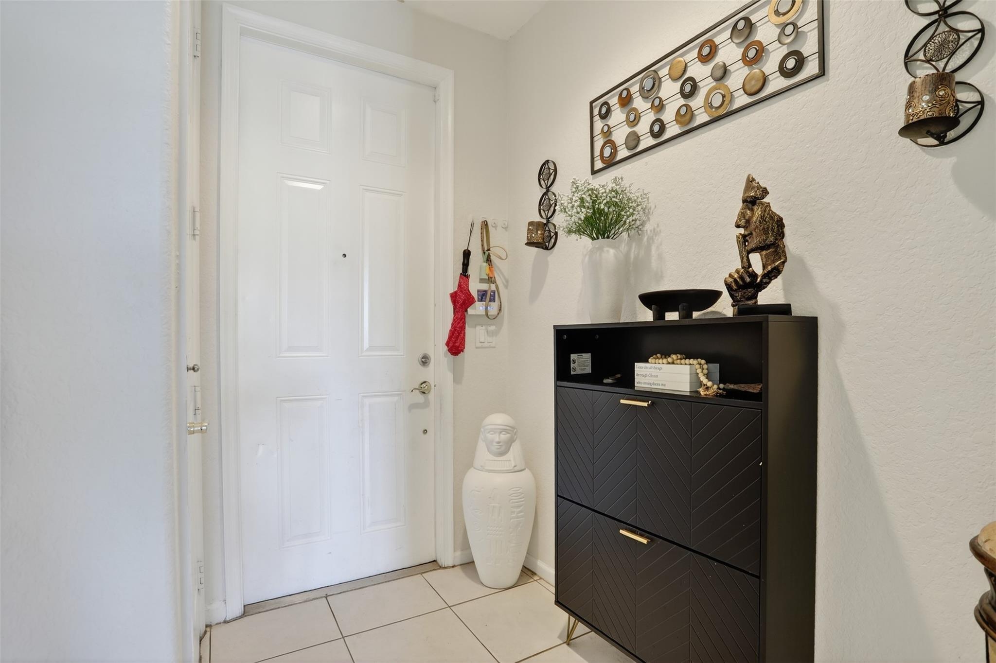 3426 NW 14th Court 3426, Fort Lauderdale, FL 33311, Fort Lauderdale - Photo 2