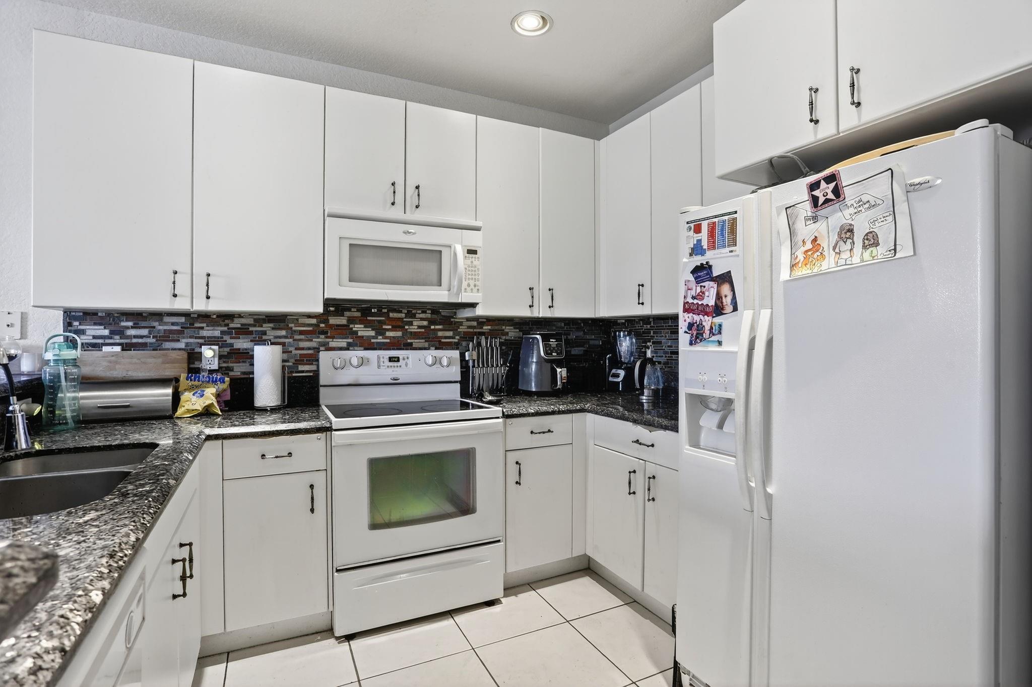 3426 NW 14th Court 3426, Fort Lauderdale, FL 33311, Fort Lauderdale - Photo 5