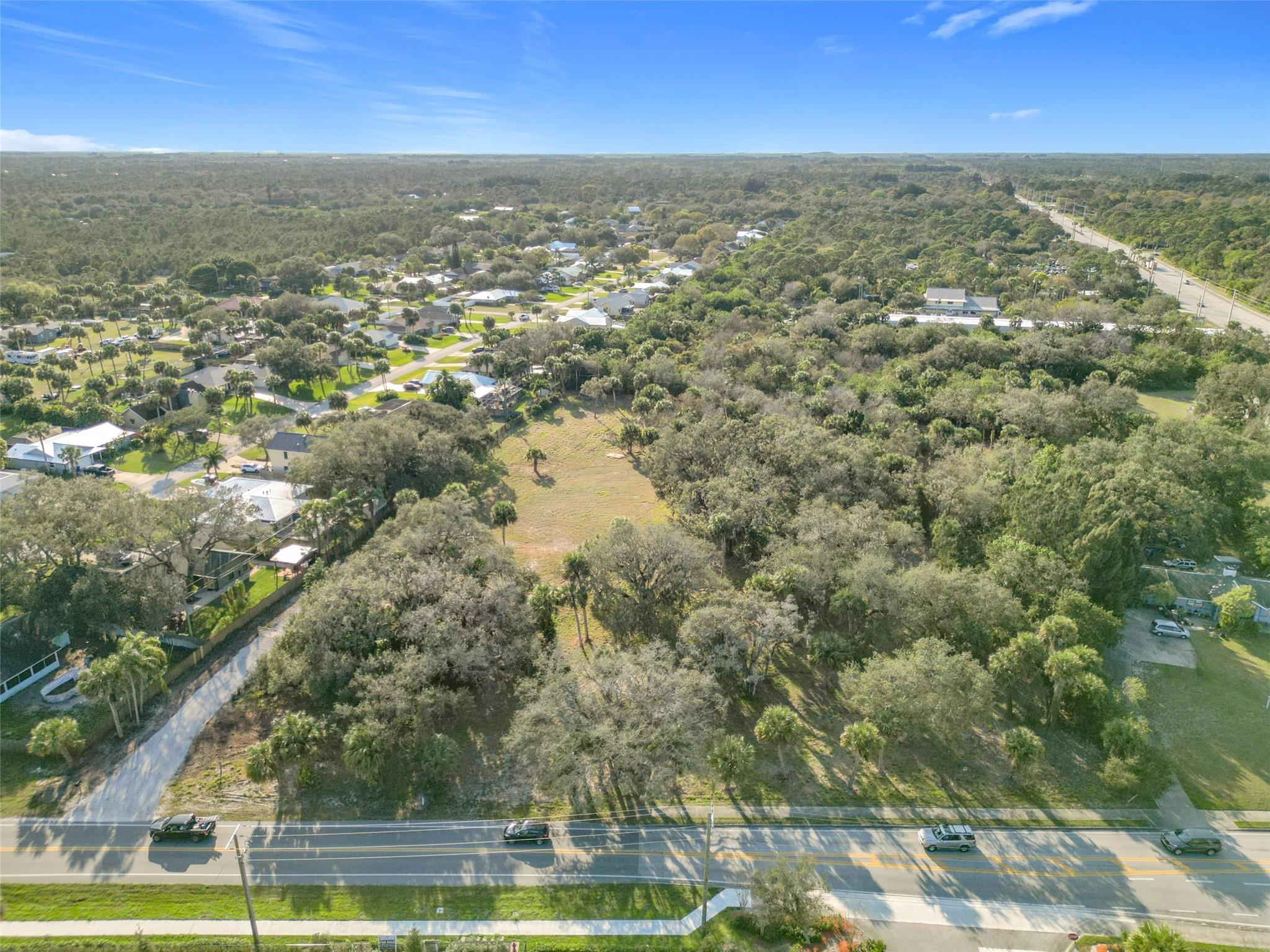 995 Old Dixie Highway, Vero Beach, FL 32962, Vero Beach - Photo 2