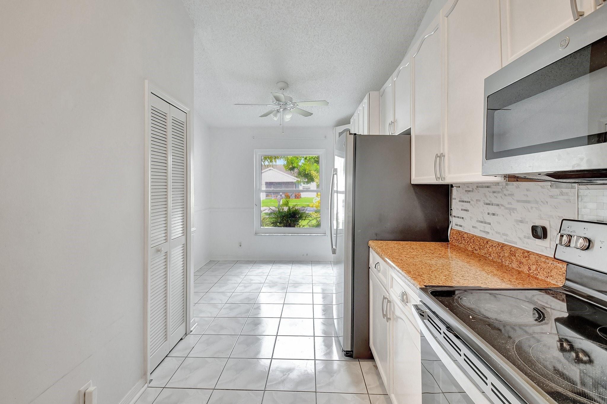 5105 Arbor Glen Circle, Lake Worth, FL 33463, Lake Worth - Photo 5