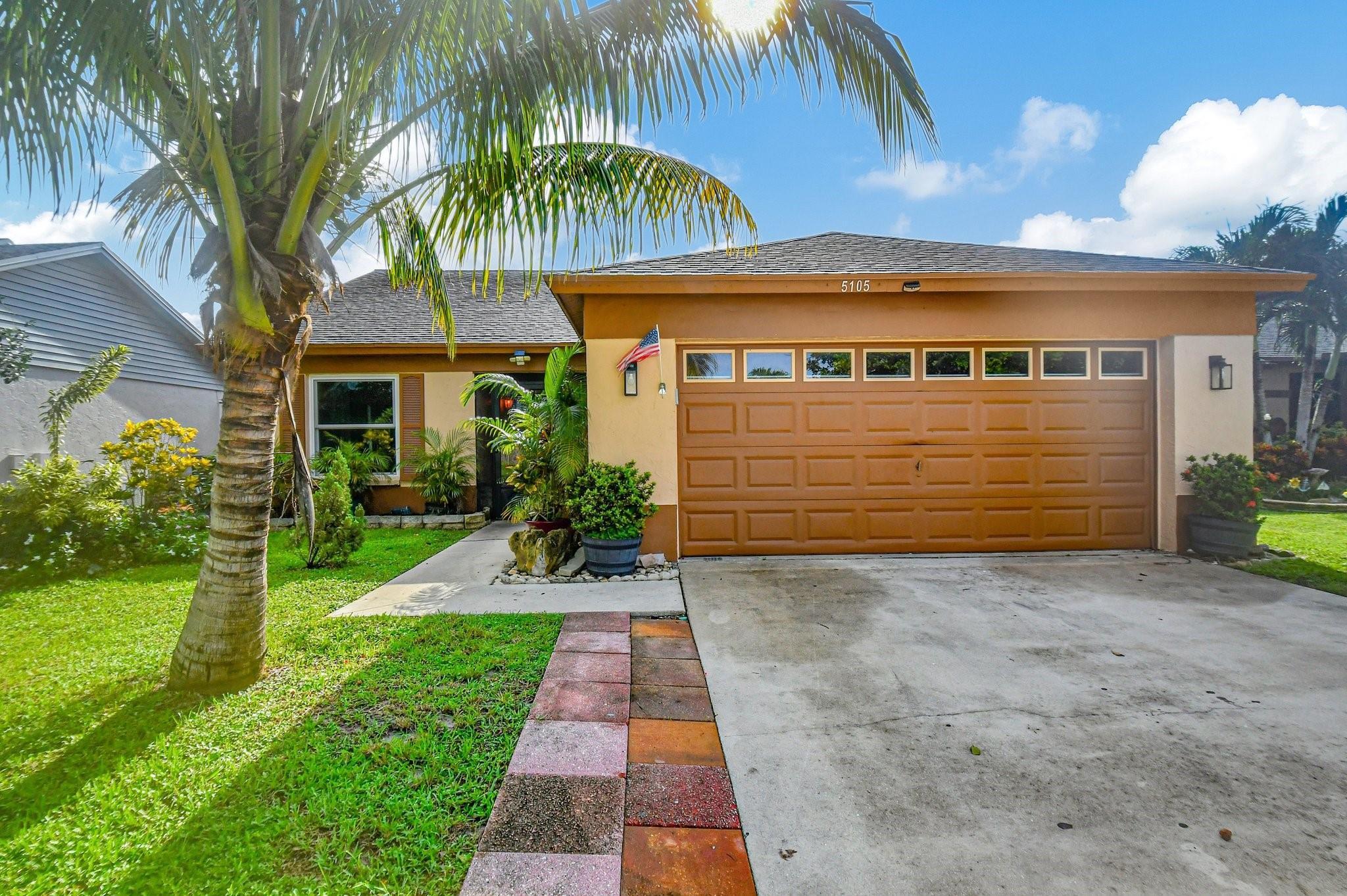5105 Arbor Glen Circle, Lake Worth, FL 33463, Lake Worth - Photo 2