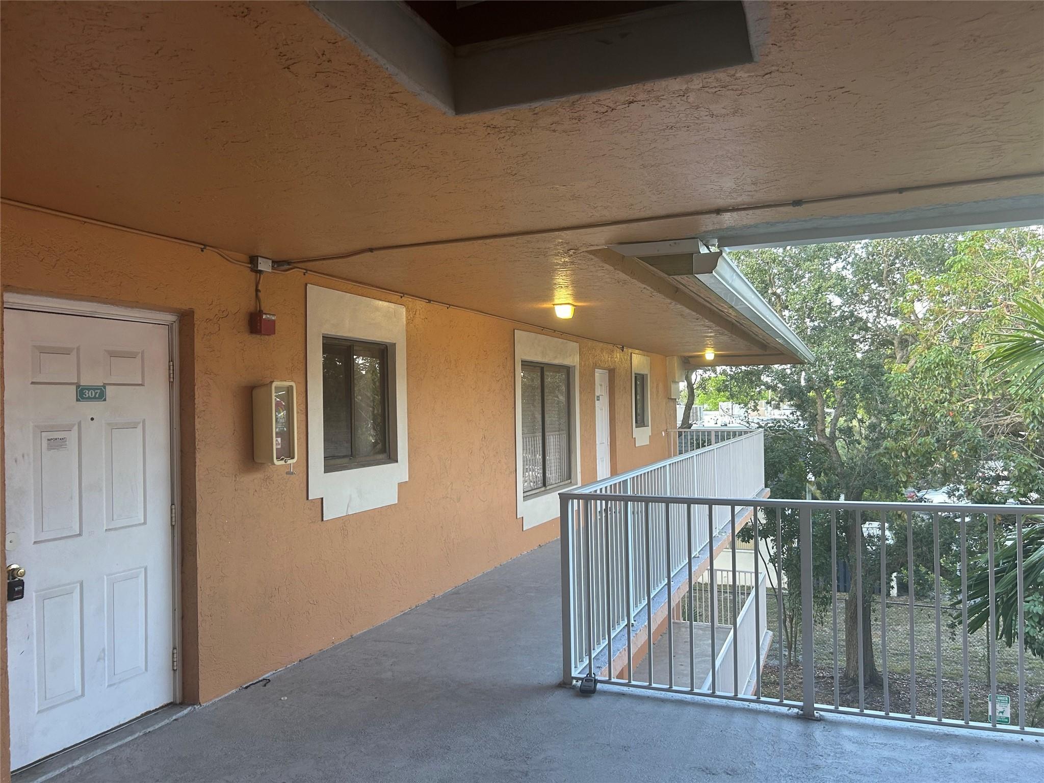 6900 SW 39th Street 308J, Davie, FL 33314, Davie - Photo 4