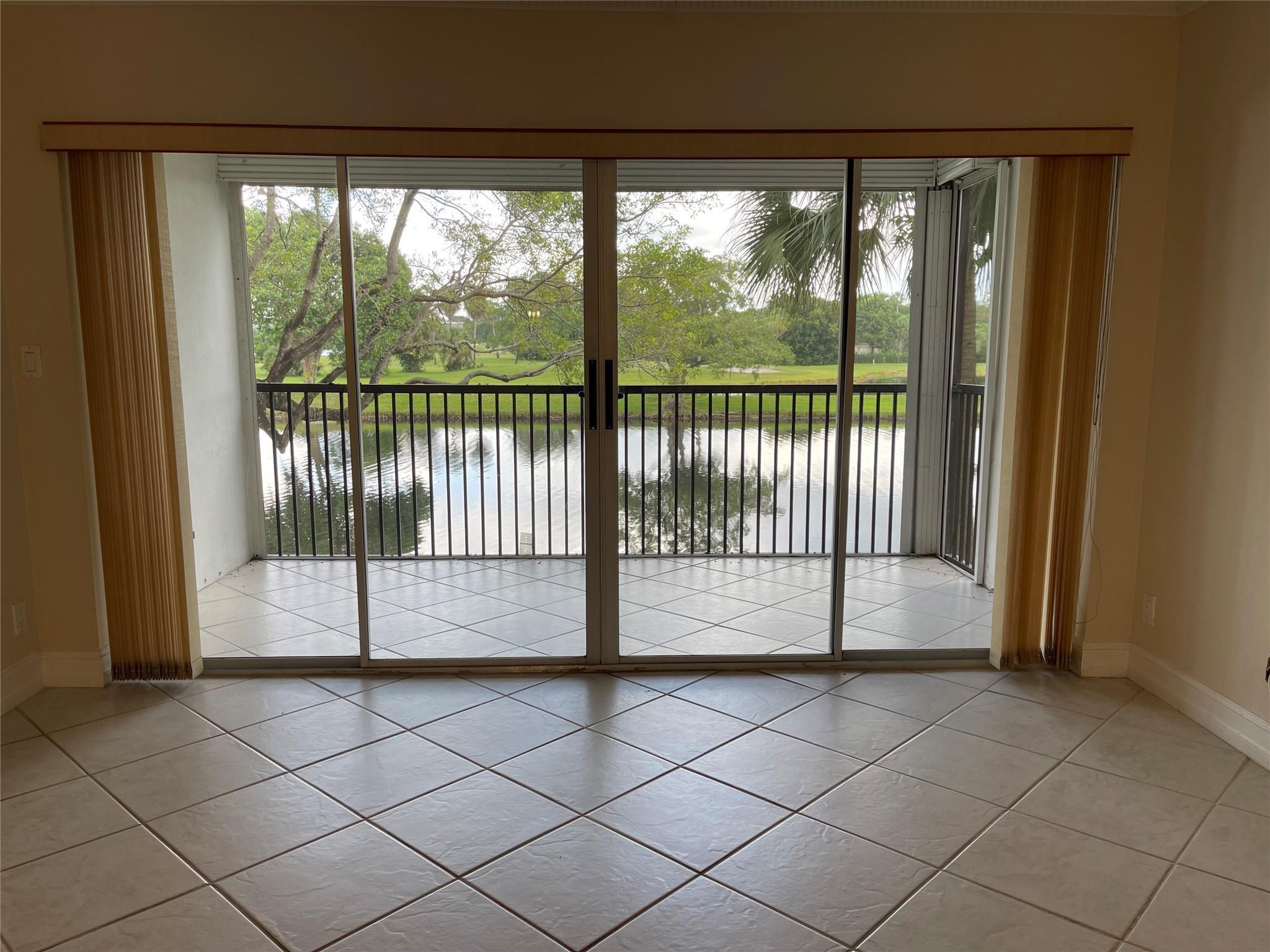 3993 Cypress Reach Court 205, Pompano Beach, FL 33069, Pompano Beach - Photo 2