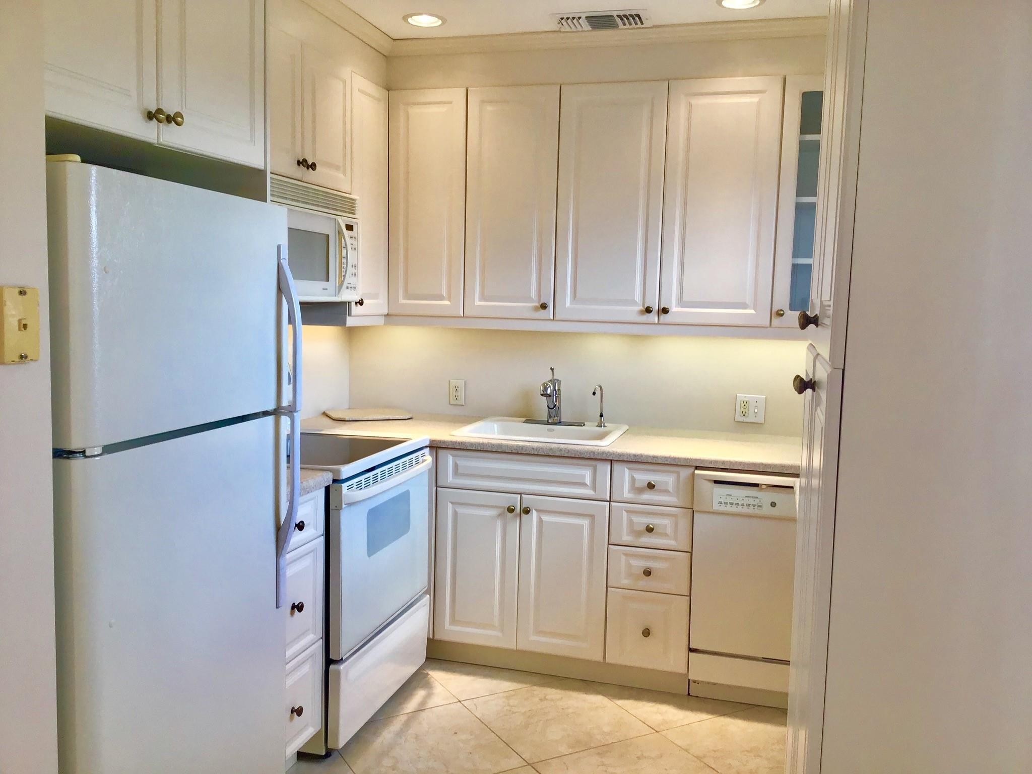 336 Brighton H 336, Boca Raton, FL 33434, Boca Raton - Photo 4