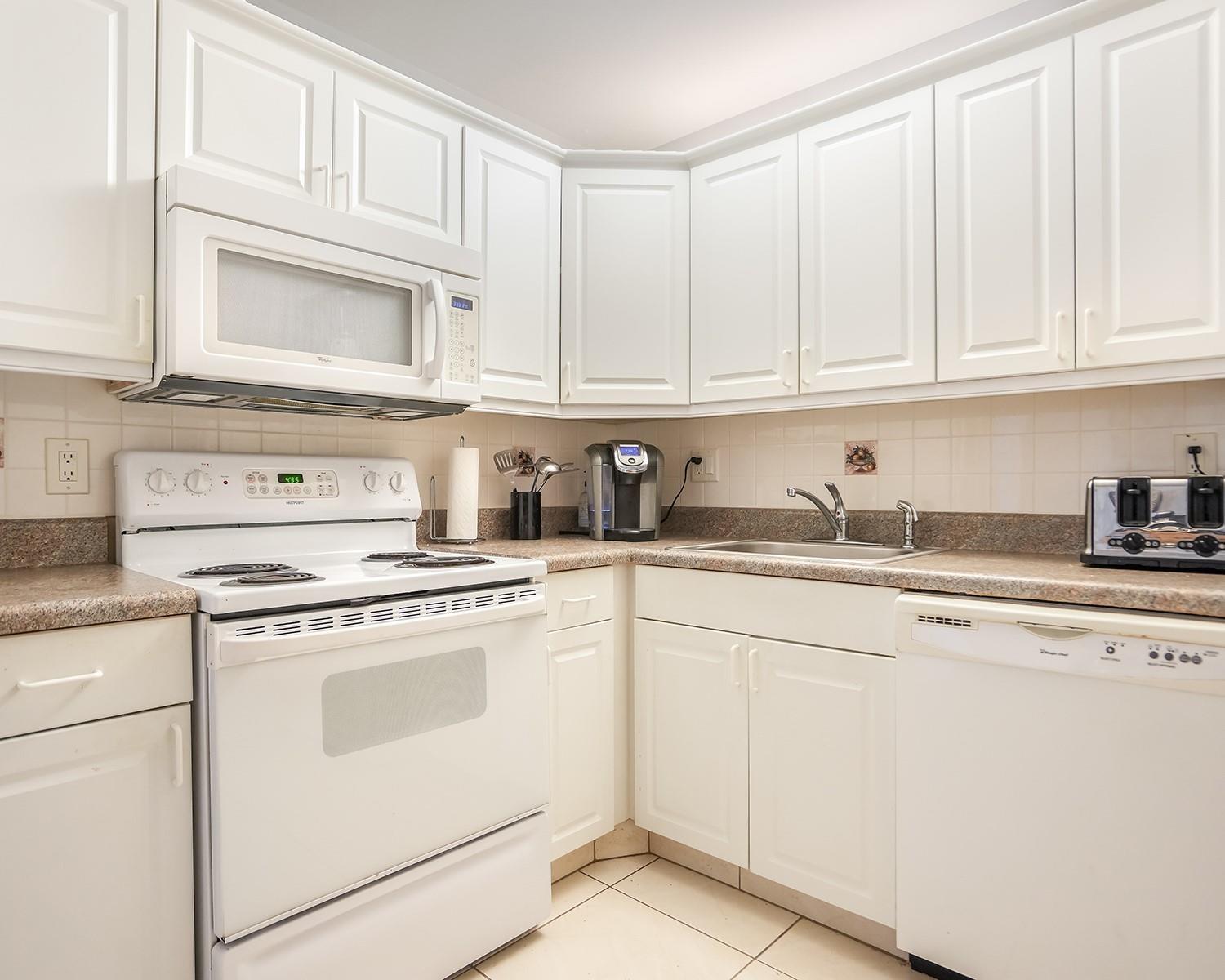 4750 NW 22nd Court 204, Lauderhill, FL 33313, Lauderhill - Photo 2