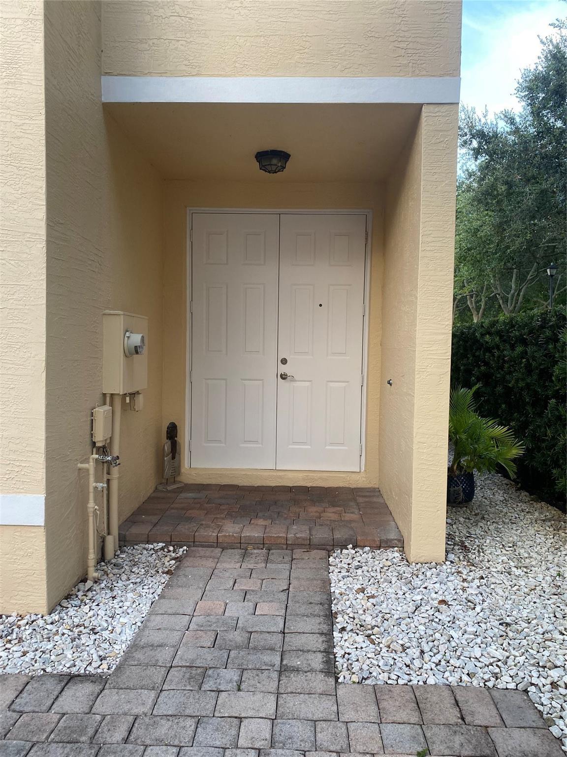 6300 Landings Way, Tamarac, FL 33321, Tamarac - Photo 2