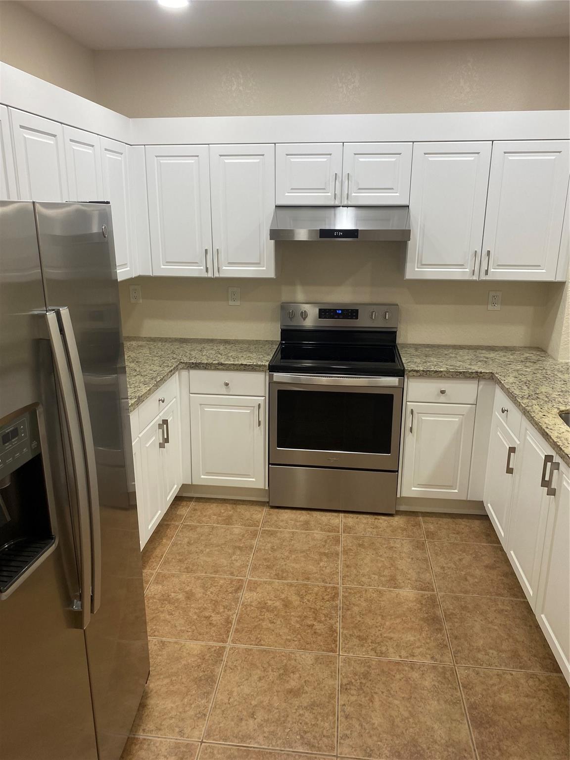 6300 Landings Way, Tamarac, FL 33321, Tamarac - Photo 3