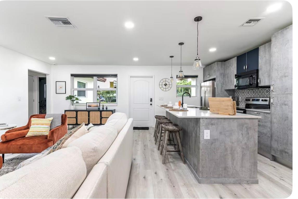 2648 NW 9th Lane, Wilton Manors, FL 33311, Wilton Manors - Photo 4