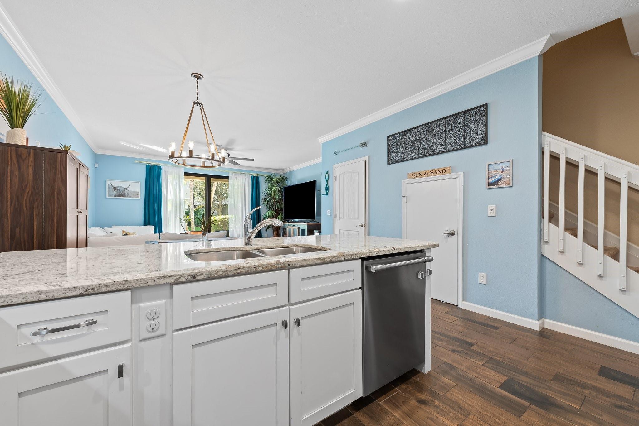 4208 N Dixie Highway 21, Oakland Park, FL 33334, Oakland Park - Photo 3