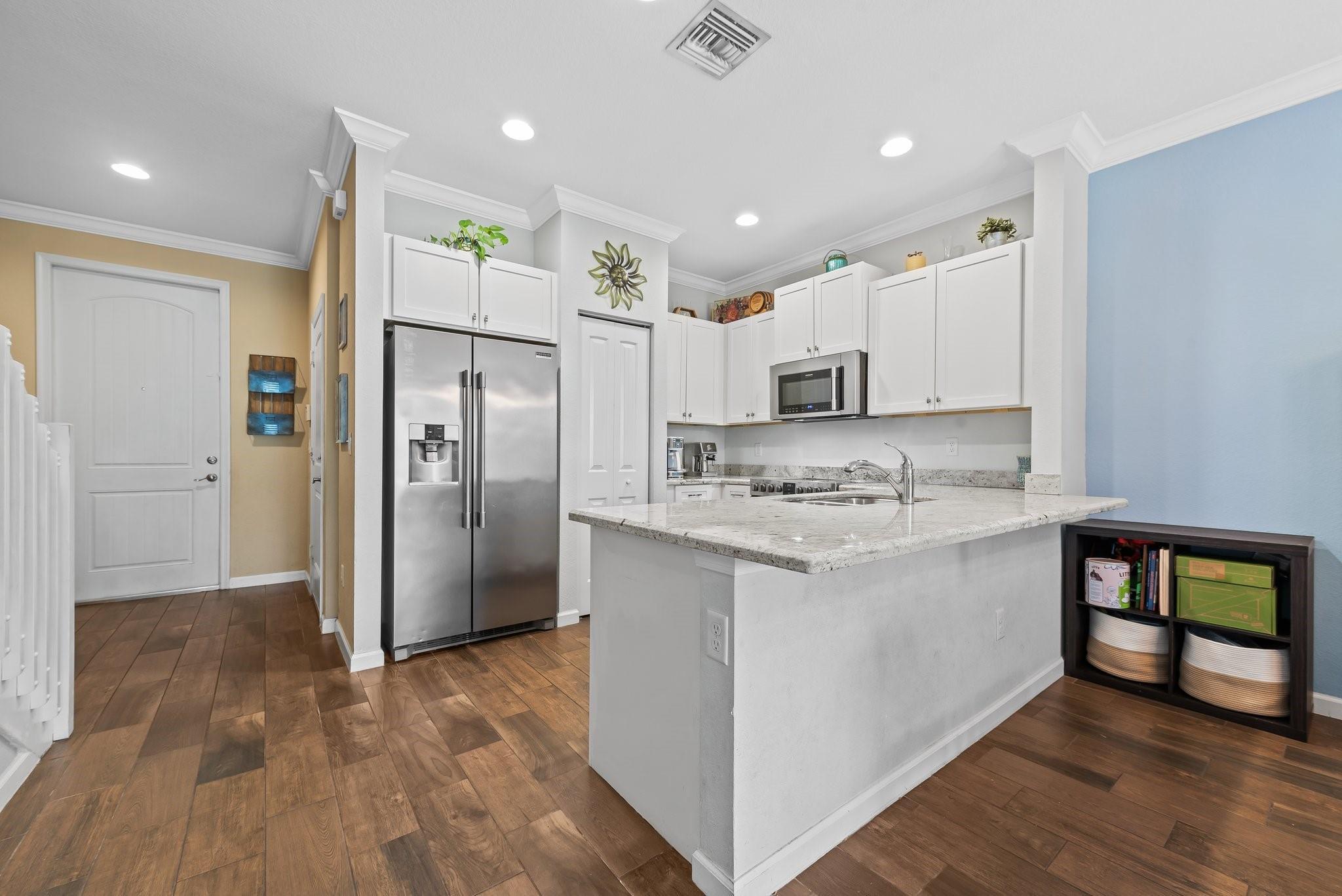 4208 N Dixie Highway 21, Oakland Park, FL 33334, Oakland Park - Photo 4
