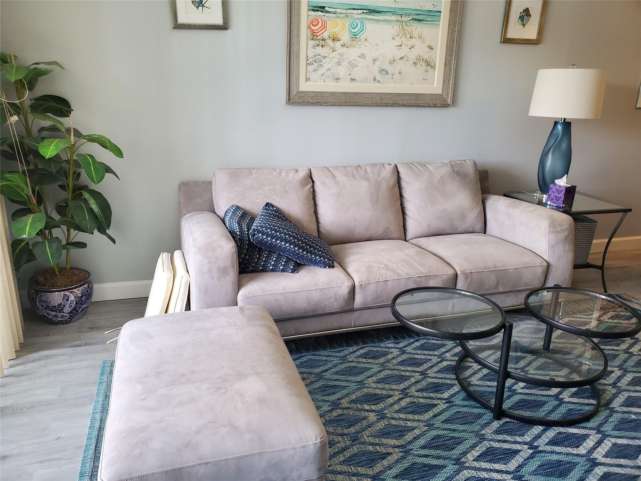 2220 N Cypress Bend Drive 405, Pompano Beach, FL 33069, Pompano Beach - Photo 3