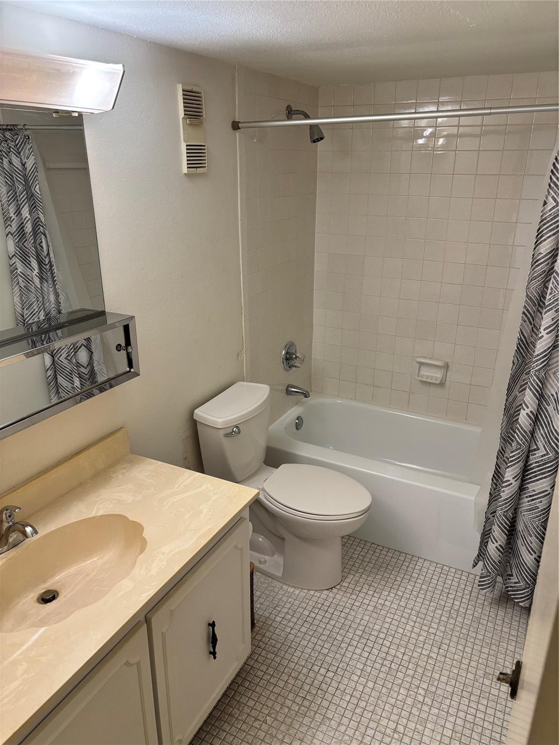 3905 N Nob Hill Road 205, Sunrise, FL 33351, Sunrise - Photo 5