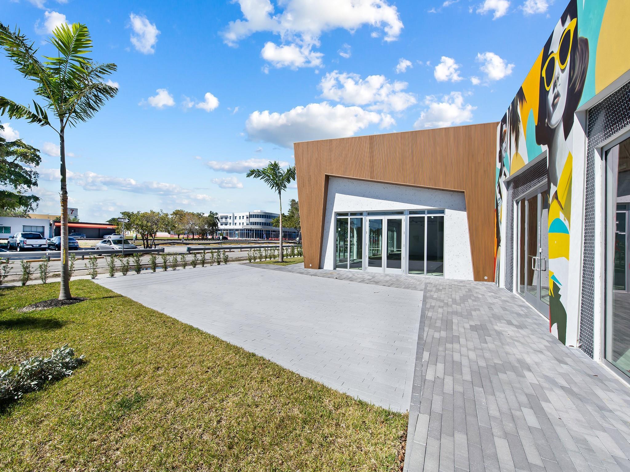410 NE 1st Avenue, Hallandale Beach, FL 33009, Hallandale Beach - Photo 4