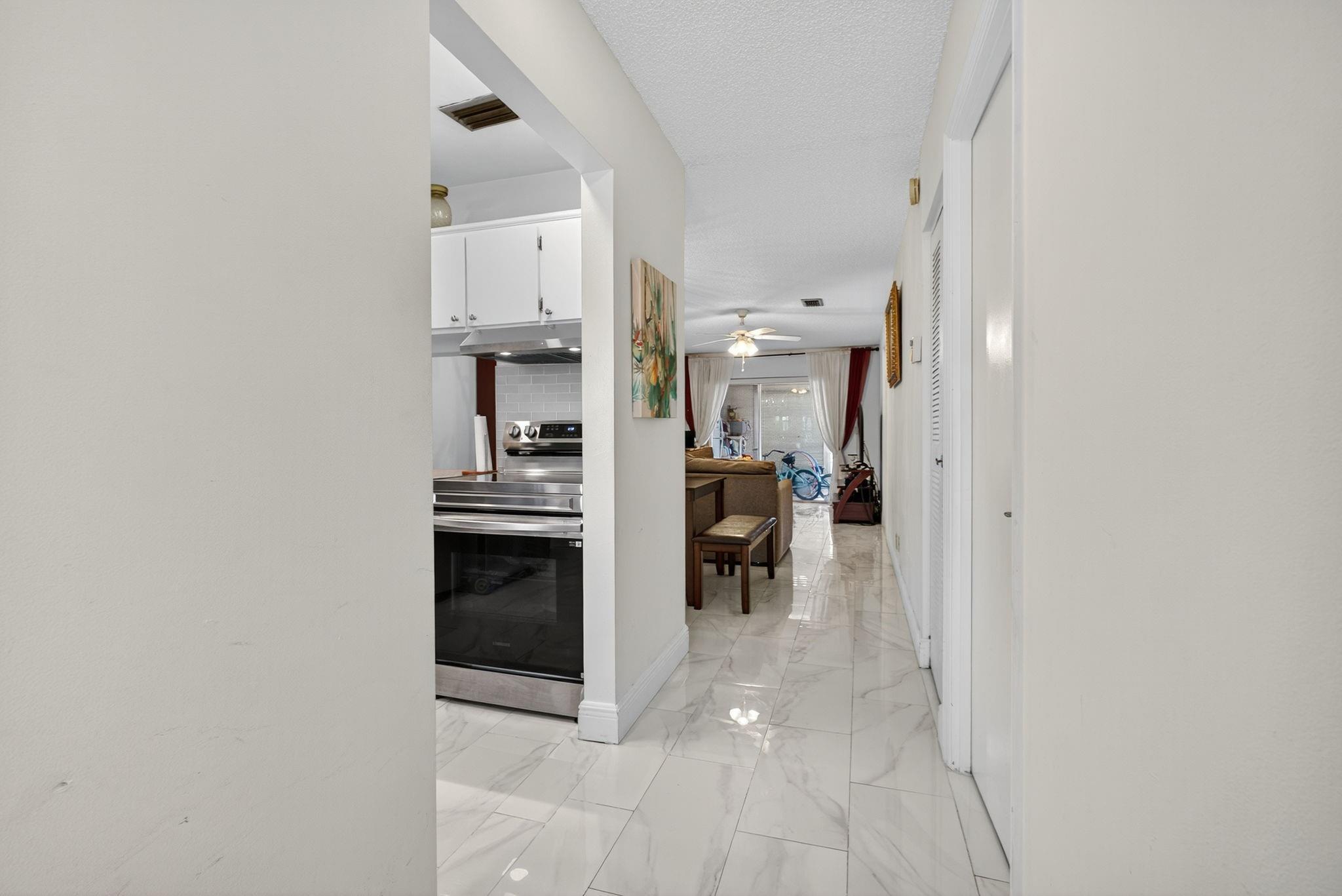 224 Lake Constance Drive #224, West Palm Beach, FL 33411, West Palm Beach - Photo 4