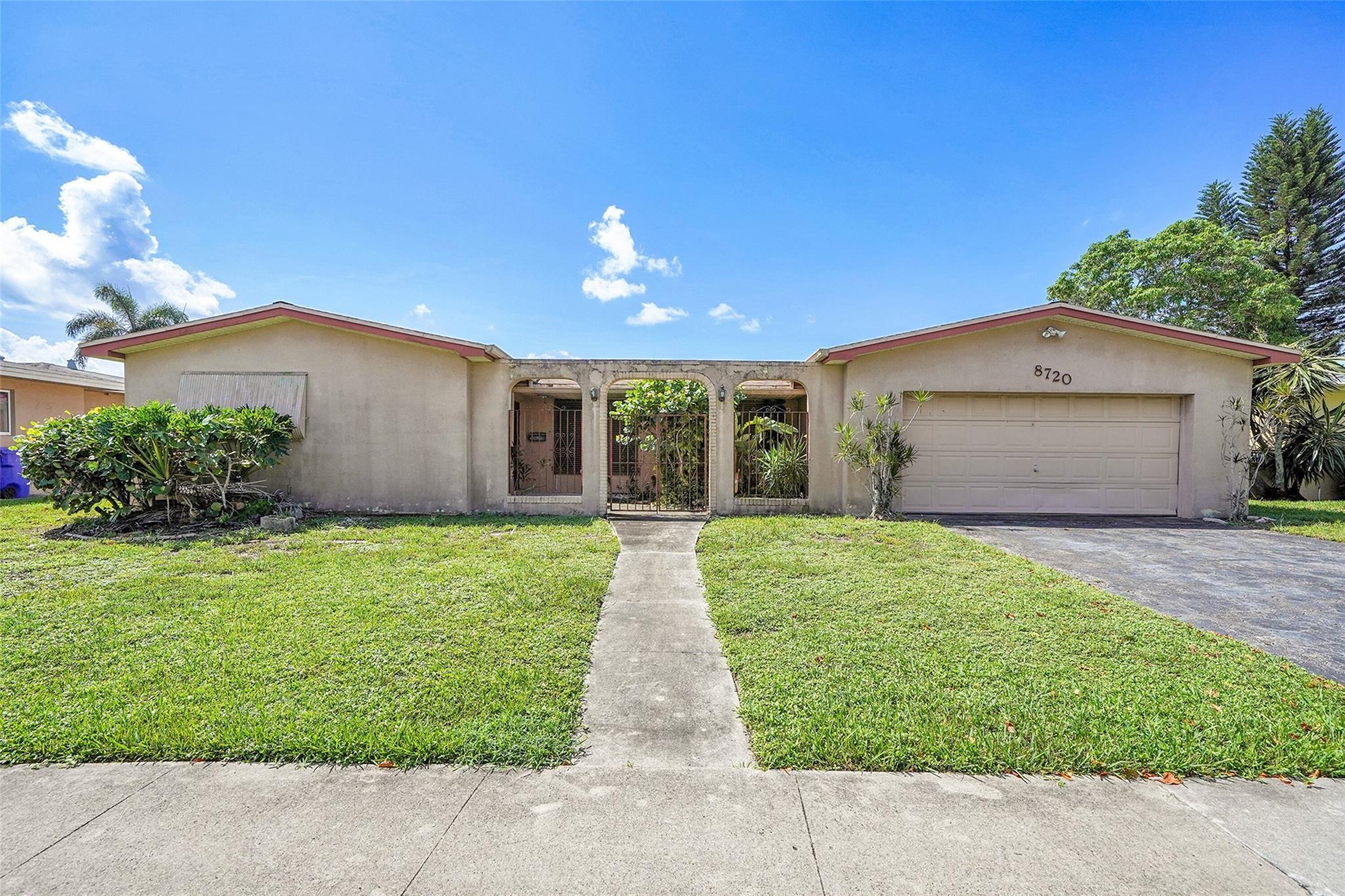 8720 Pasadena Boulevard, Pembroke Pines, FL 33024, Pembroke Pines - Photo 2