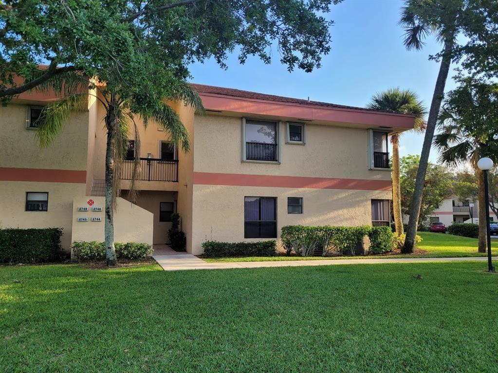 2744 S Carambola Circle 1919, Coconut Creek, FL 33066, Coconut Creek - Photo 2