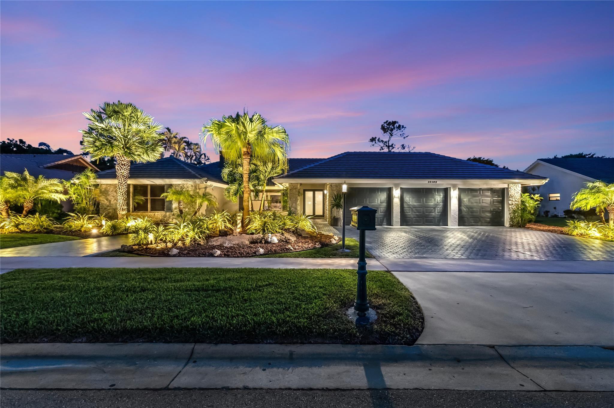 10182 Boca Woods Lane, Boca Raton, FL 33428, Boca Raton