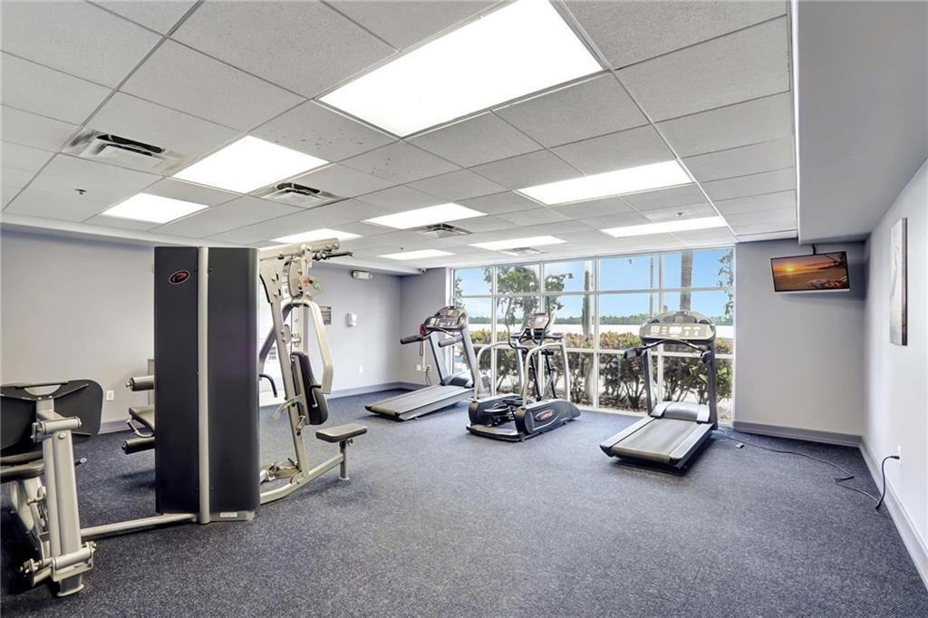 13427 Blue Heron Beach Boulevard 1804, Orlando, FL 32821, Orlando - Photo 5