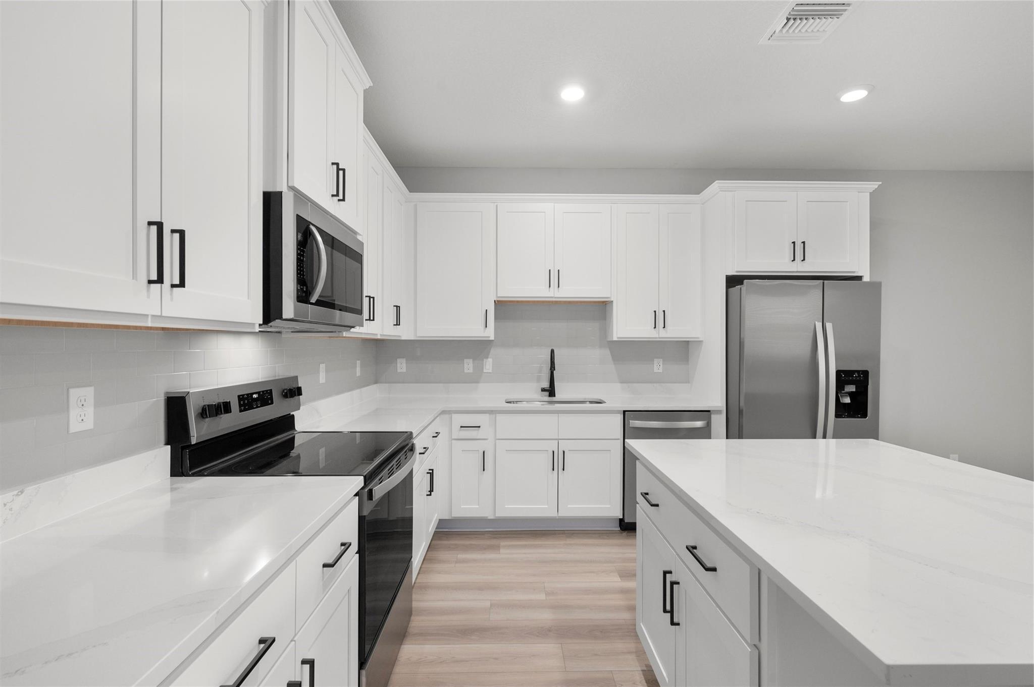 1607 Celebration Drive, Fort Pierce, FL 34947, Fort Pierce - Photo 3