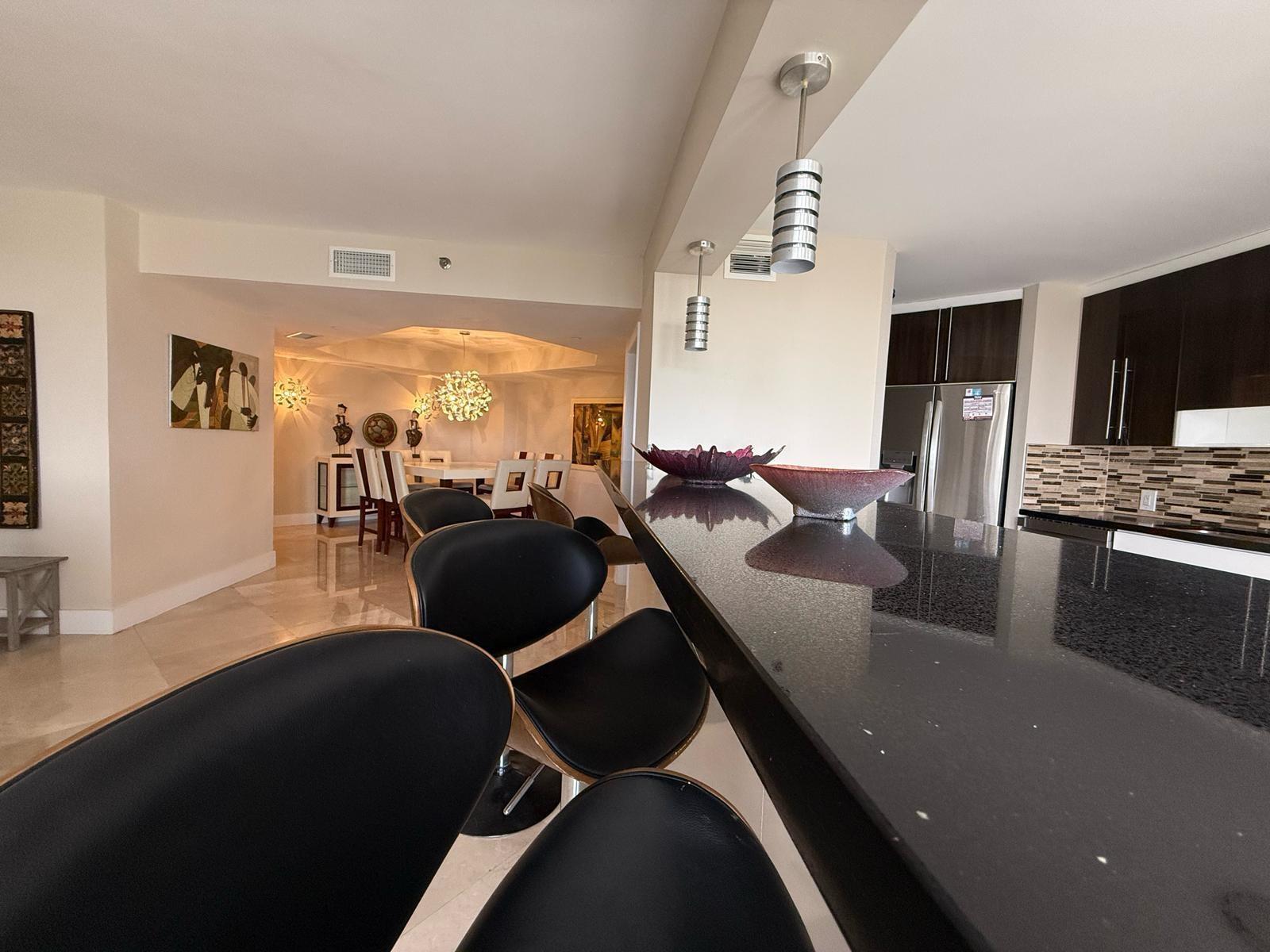 20185 E Country Club Drive 1202, Aventura, FL 33180, Aventura - Photo 2