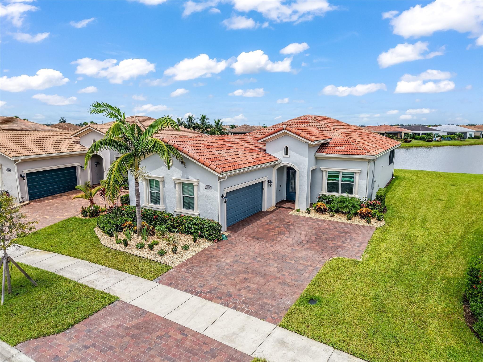 11989 SW Vano Way, Port St. Lucie, FL 34987, Port St. Lucie - Photo 5