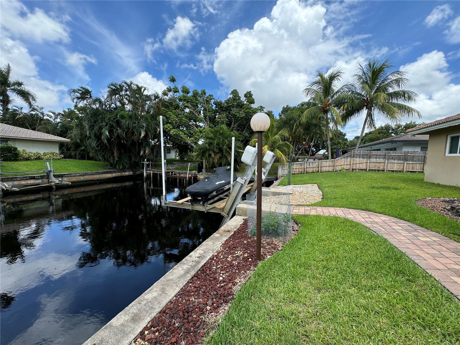5921 SW 17th Court 59212, Plantation, FL 33317, Plantation - Photo 2