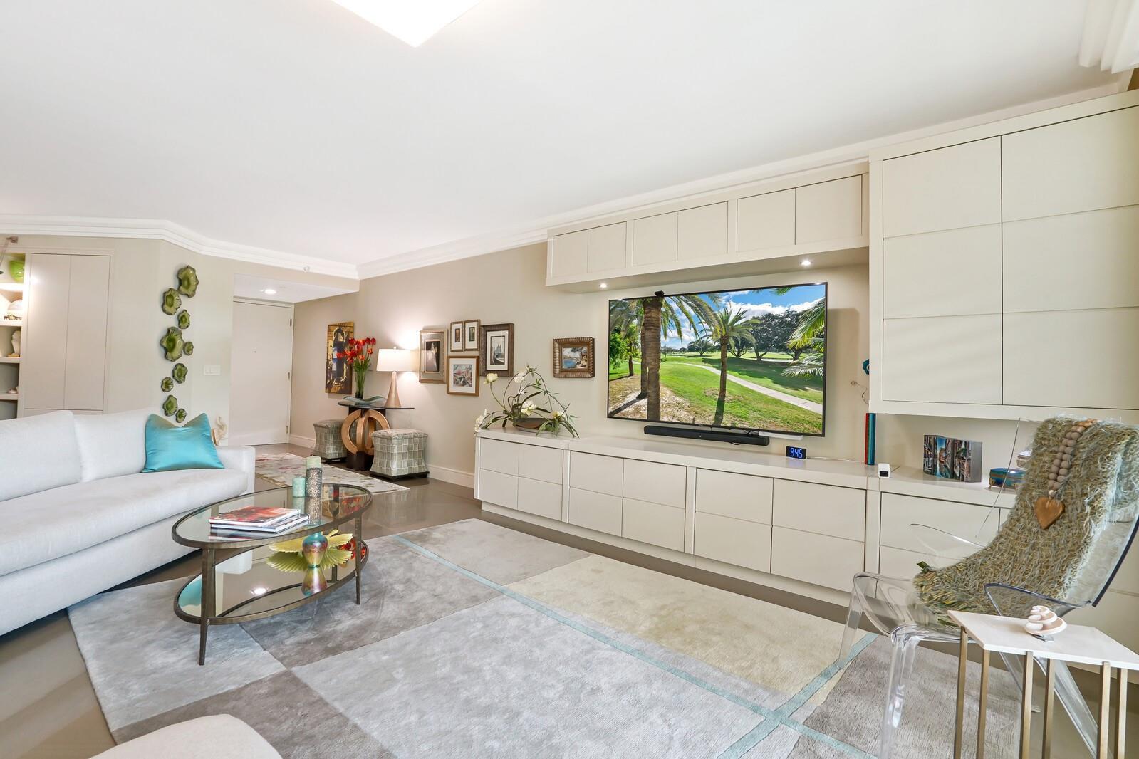 550 SE Mizner Boulevard B209, Boca Raton, FL 33432, Boca Raton - Photo 2