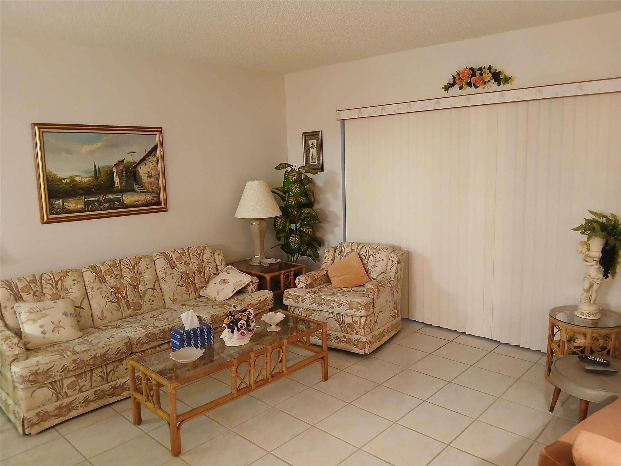 627 Sea Pine Way B1, Greenacres, FL 33415, Greenacres - Photo 4