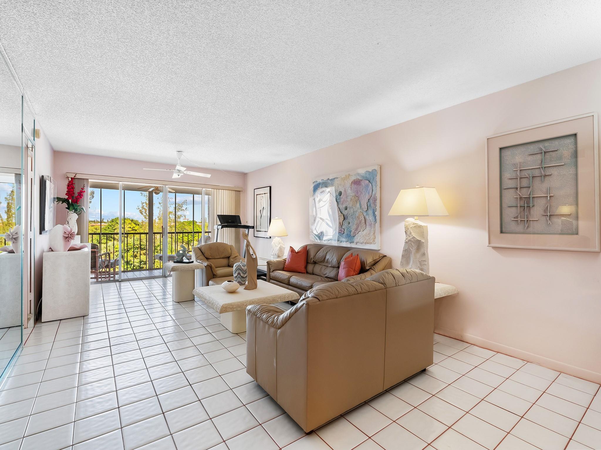 3930 Inverrary Boulevard 606-D, Lauderhill, FL 33319, Lauderhill - Photo 4