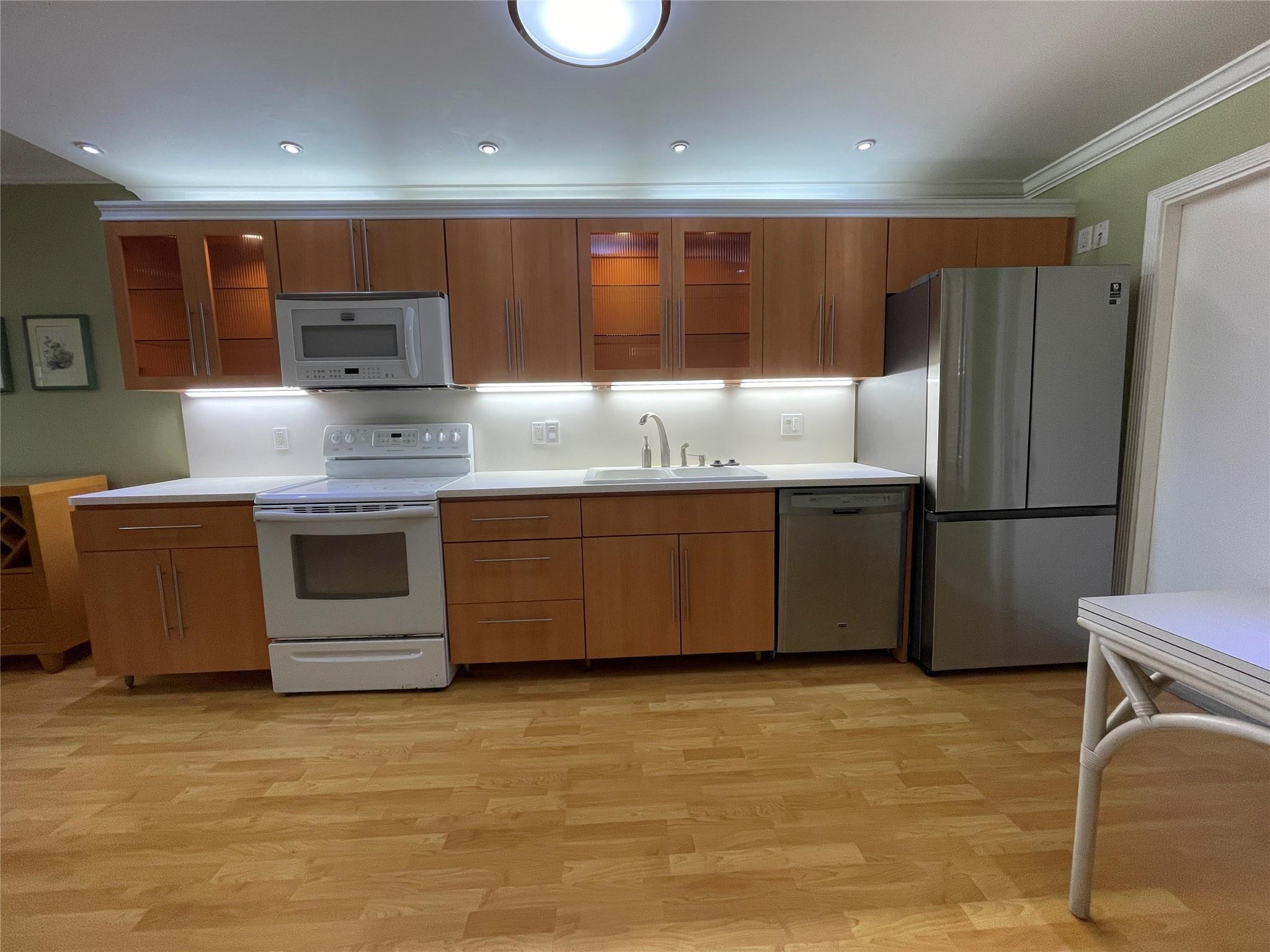 3051 S Palm Aire Drive 204, Pompano Beach, FL 33069, Pompano Beach - Photo 4