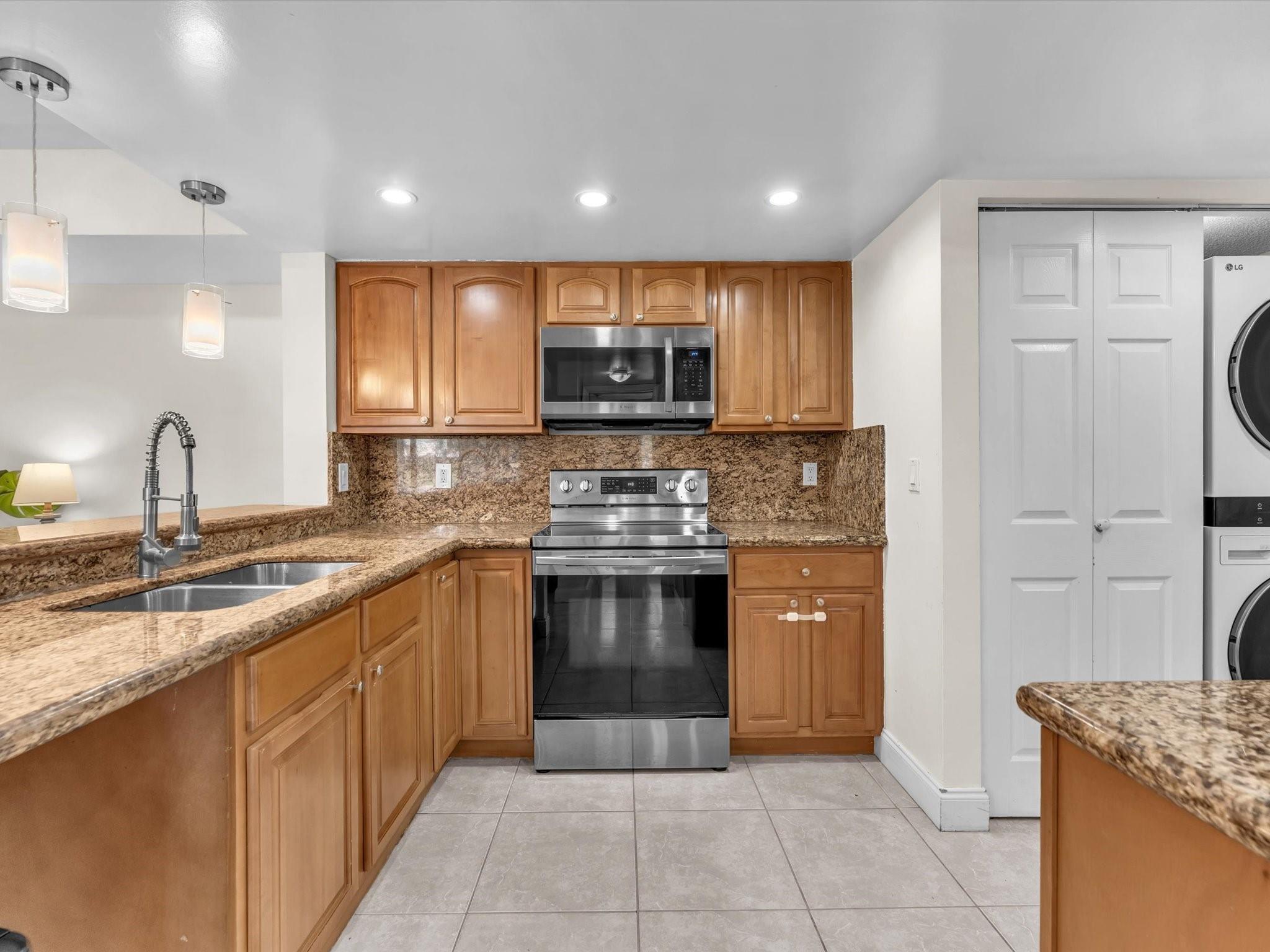 9022 W Atlantic Boulevard 213, Coral Springs, FL 33071, Coral Springs