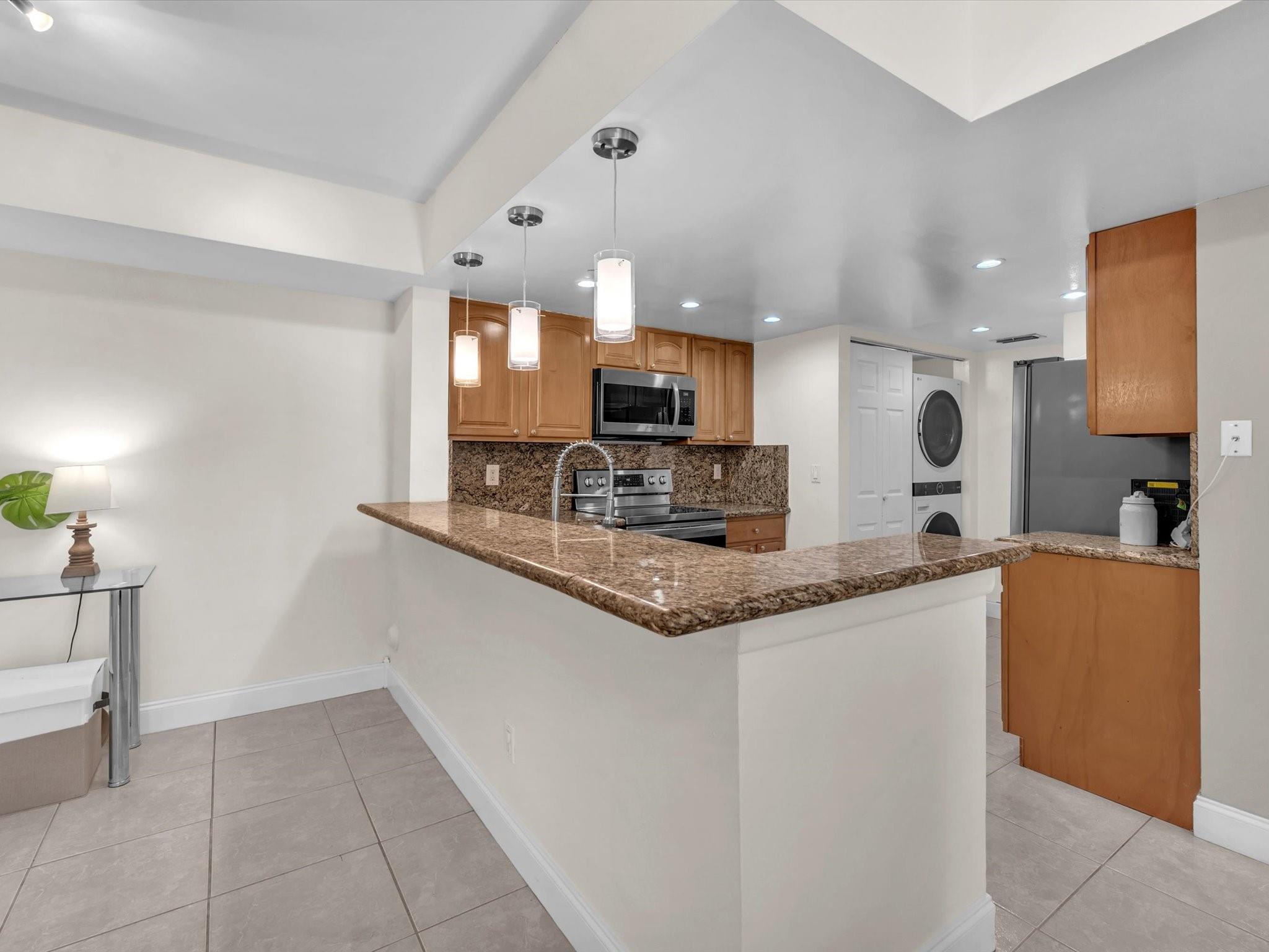 9022 W Atlantic Boulevard 213, Coral Springs, FL 33071, Coral Springs - Photo 2